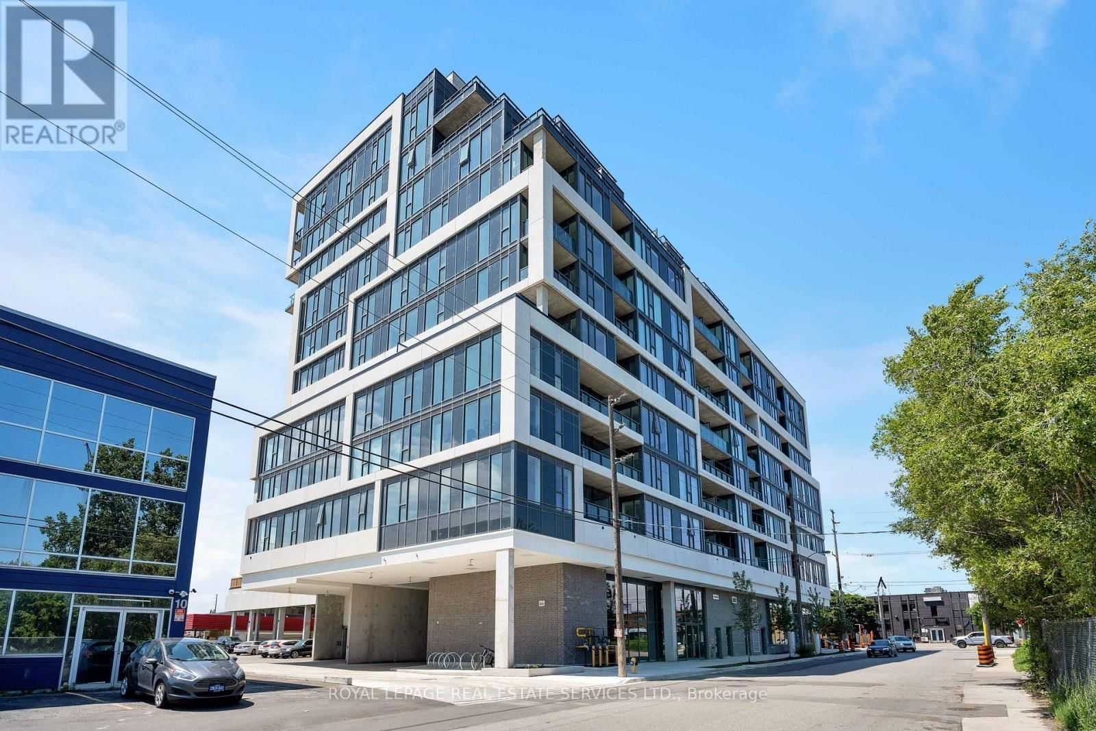 403 - 859 THE QUEENSWAY Image 27