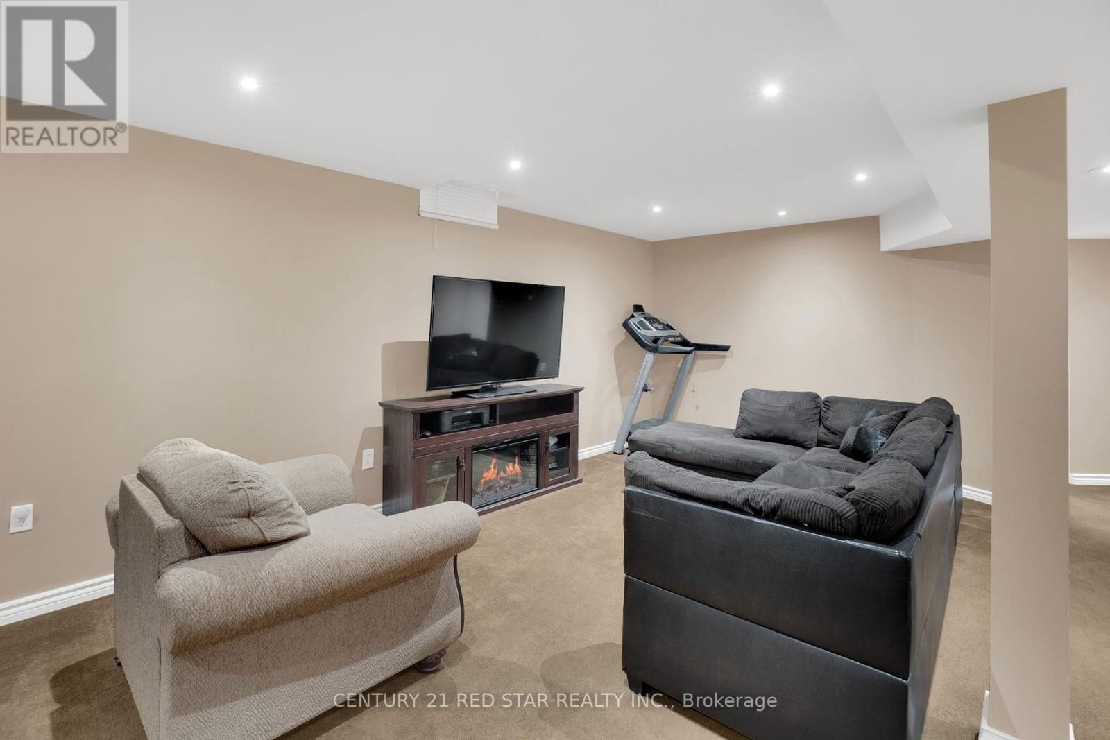 15247 ARGYLL ROAD Image 32