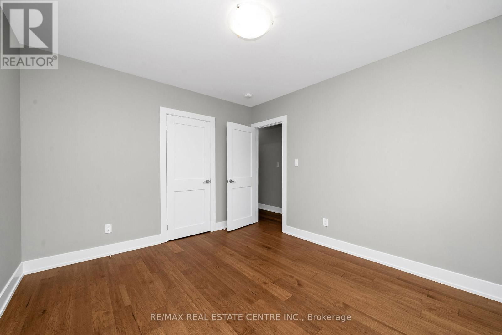 46 MOULTREY CRESCENT Image 19