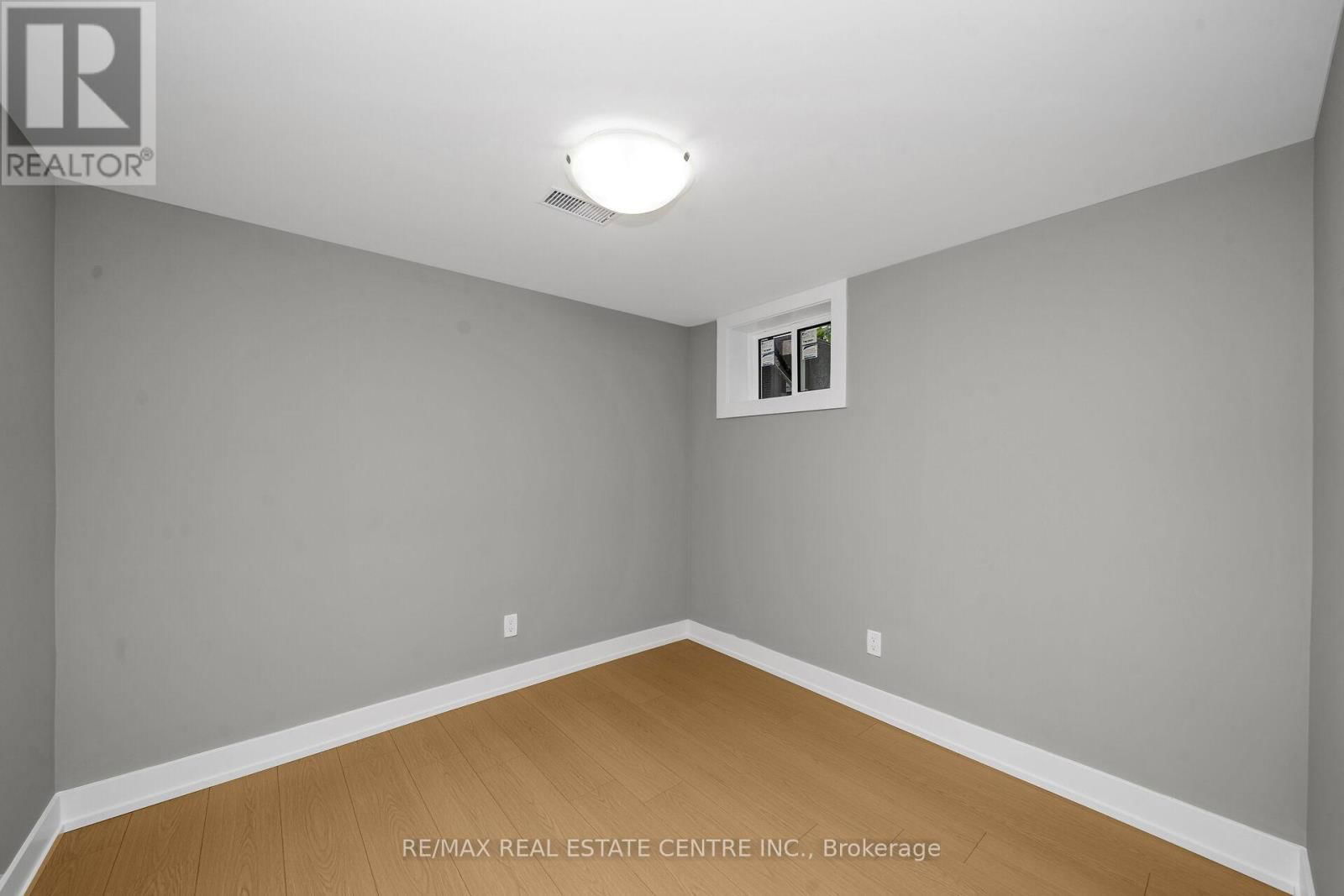 46 MOULTREY CRESCENT Image 31