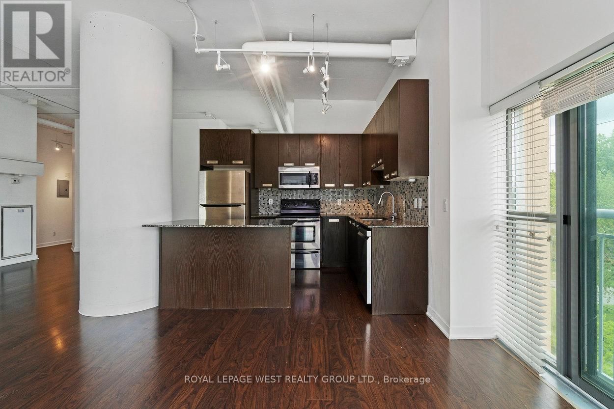 309 - 2 FIELDWAY ROAD Image 2