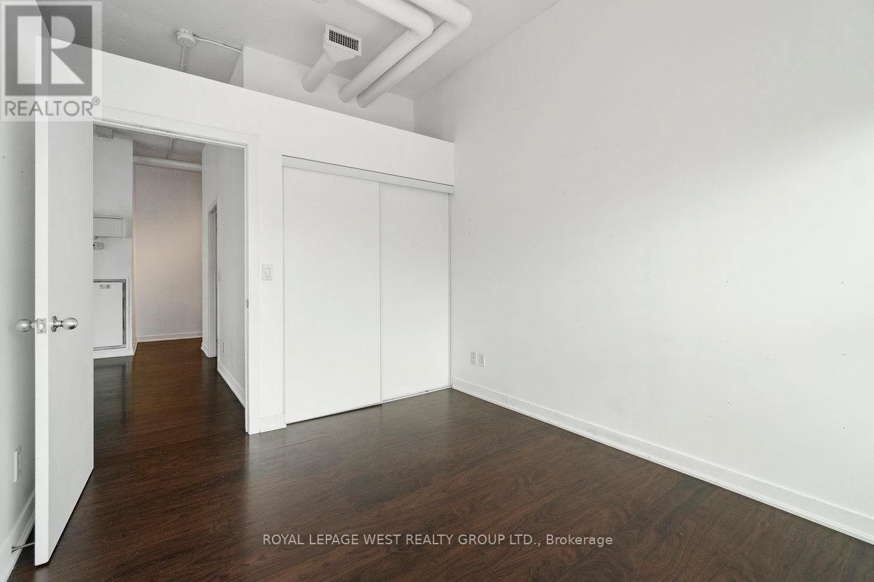 309 - 2 FIELDWAY ROAD Image 26