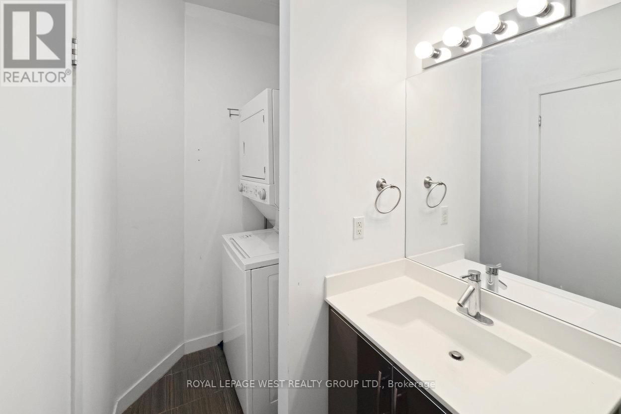 309 - 2 FIELDWAY ROAD Image 28