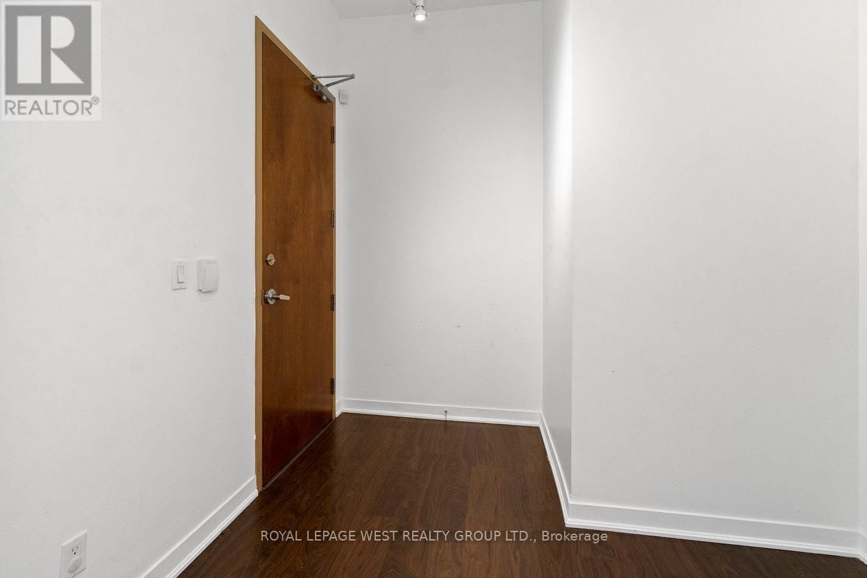 309 - 2 FIELDWAY ROAD Image 30