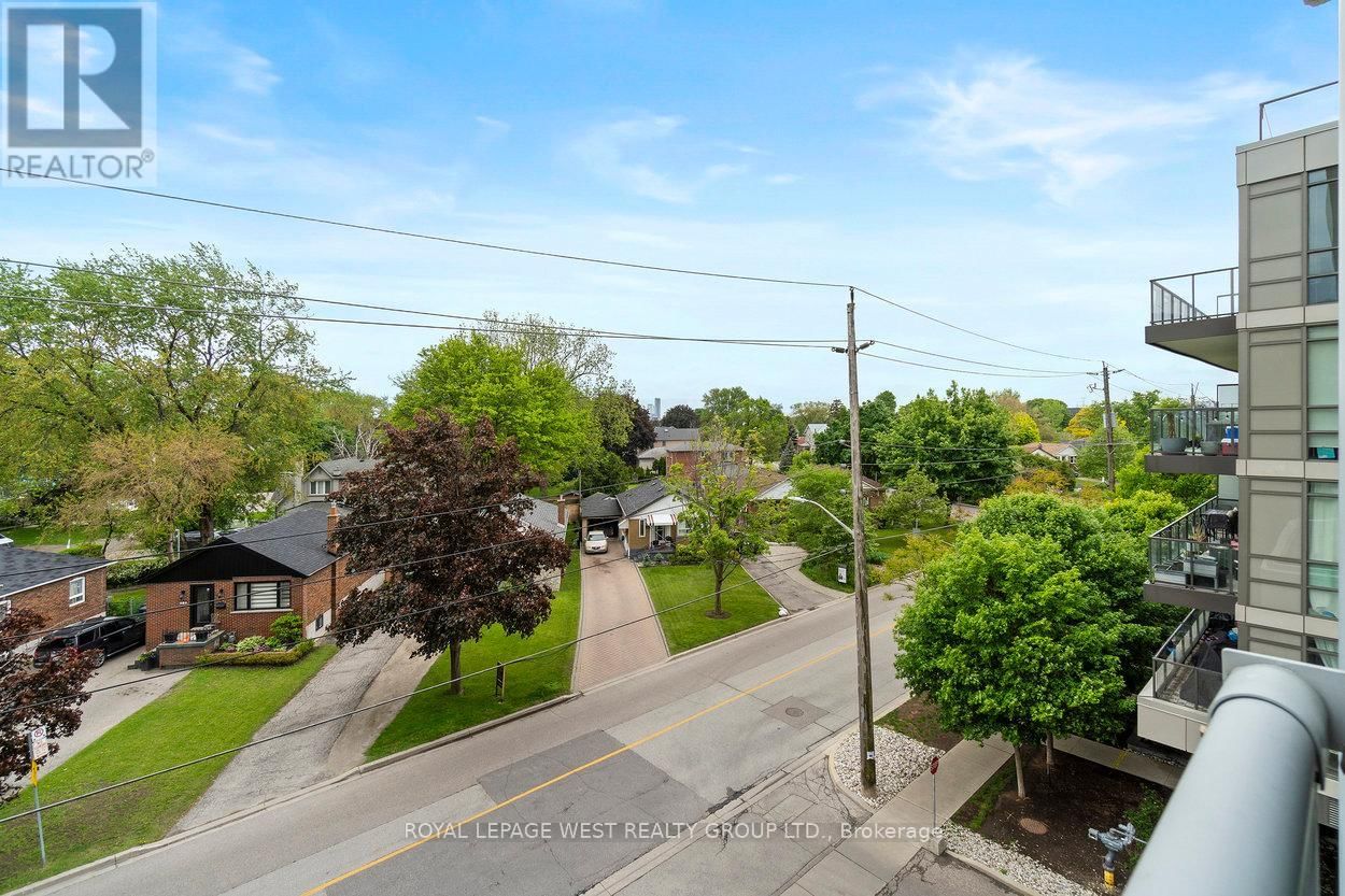 309 - 2 FIELDWAY ROAD Image 32