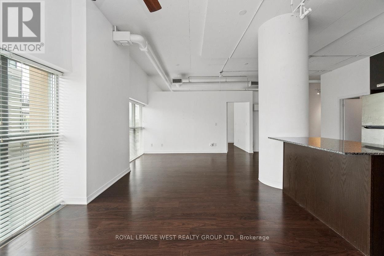 309 - 2 FIELDWAY ROAD Image 8