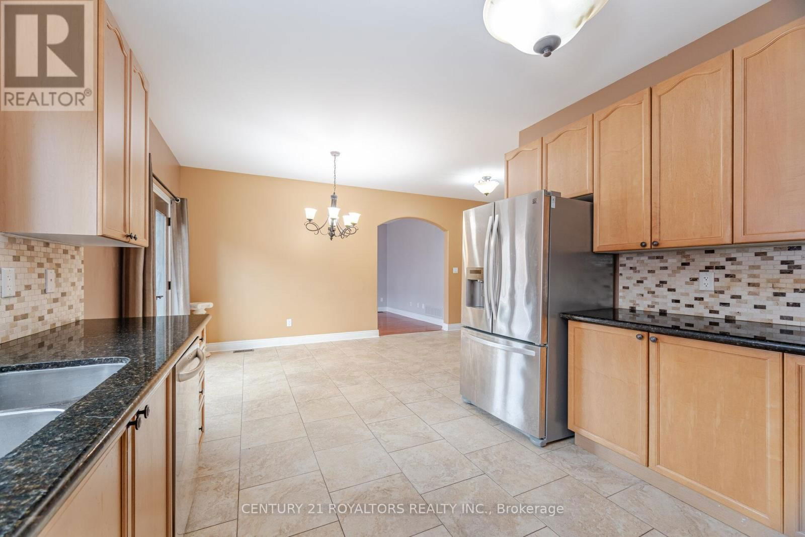 67 SAINT HUBERT DRIVE Image 15