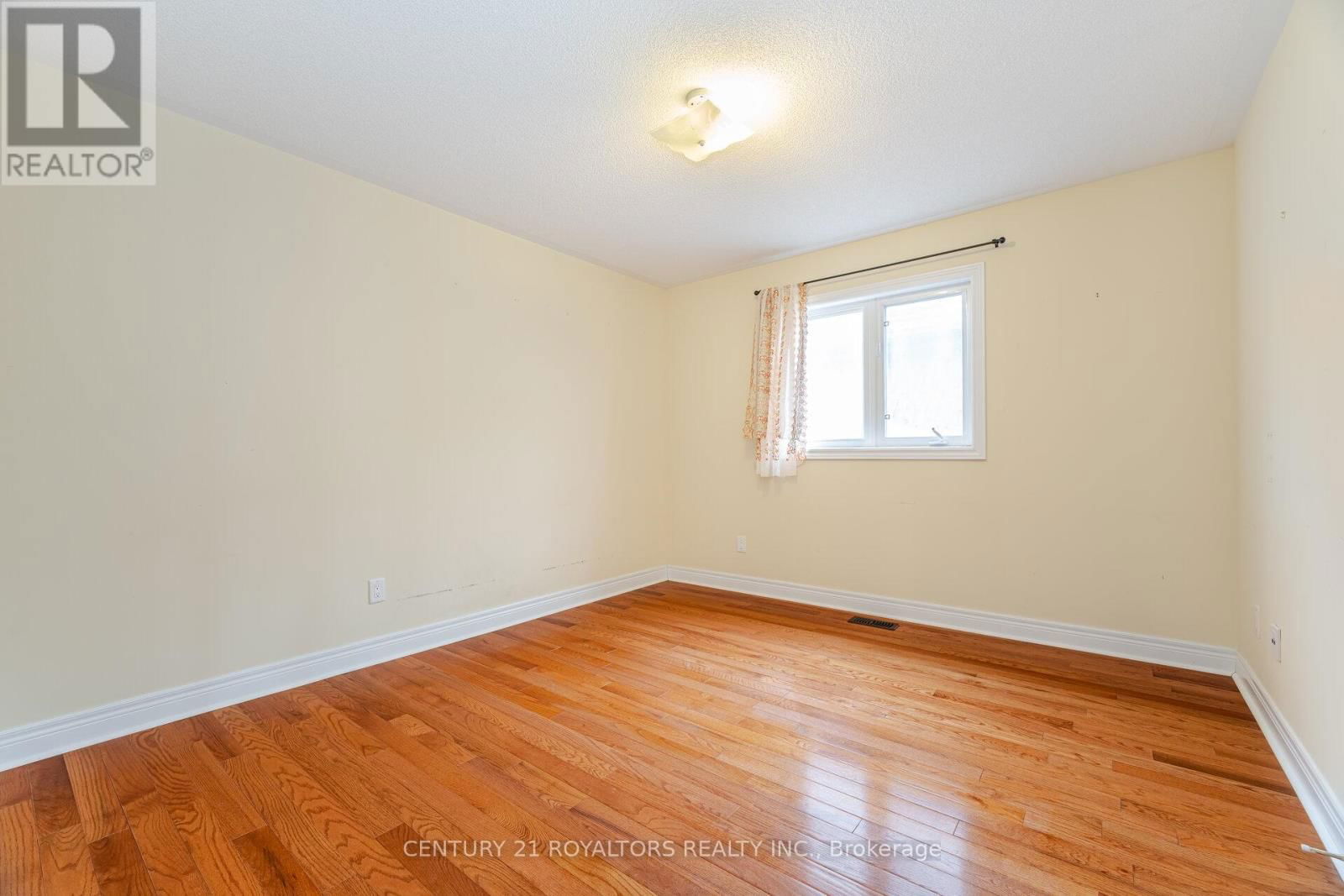 67 SAINT HUBERT DRIVE Image 35