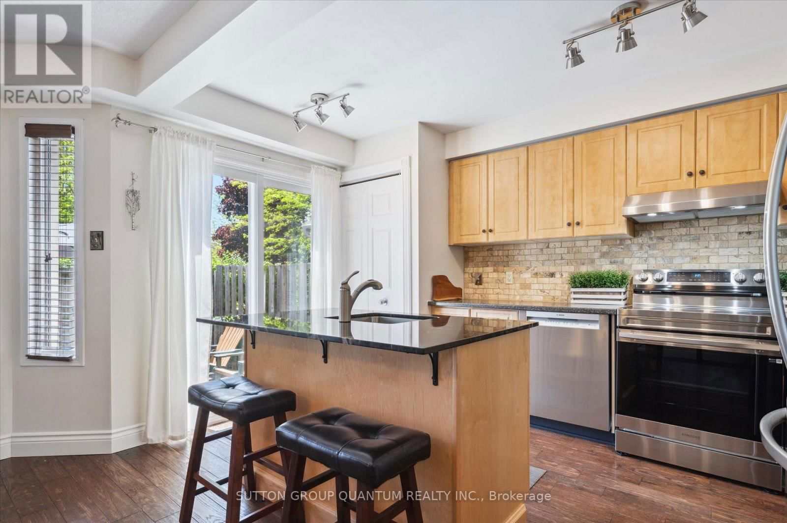 23 - 1240 WESTVIEW TERRACE Image 13