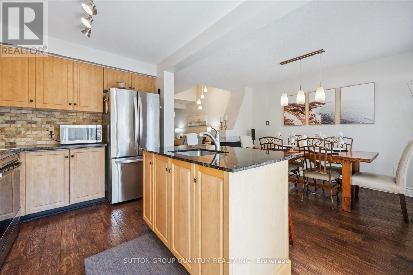 23 - 1240 WESTVIEW TERRACE Image 14