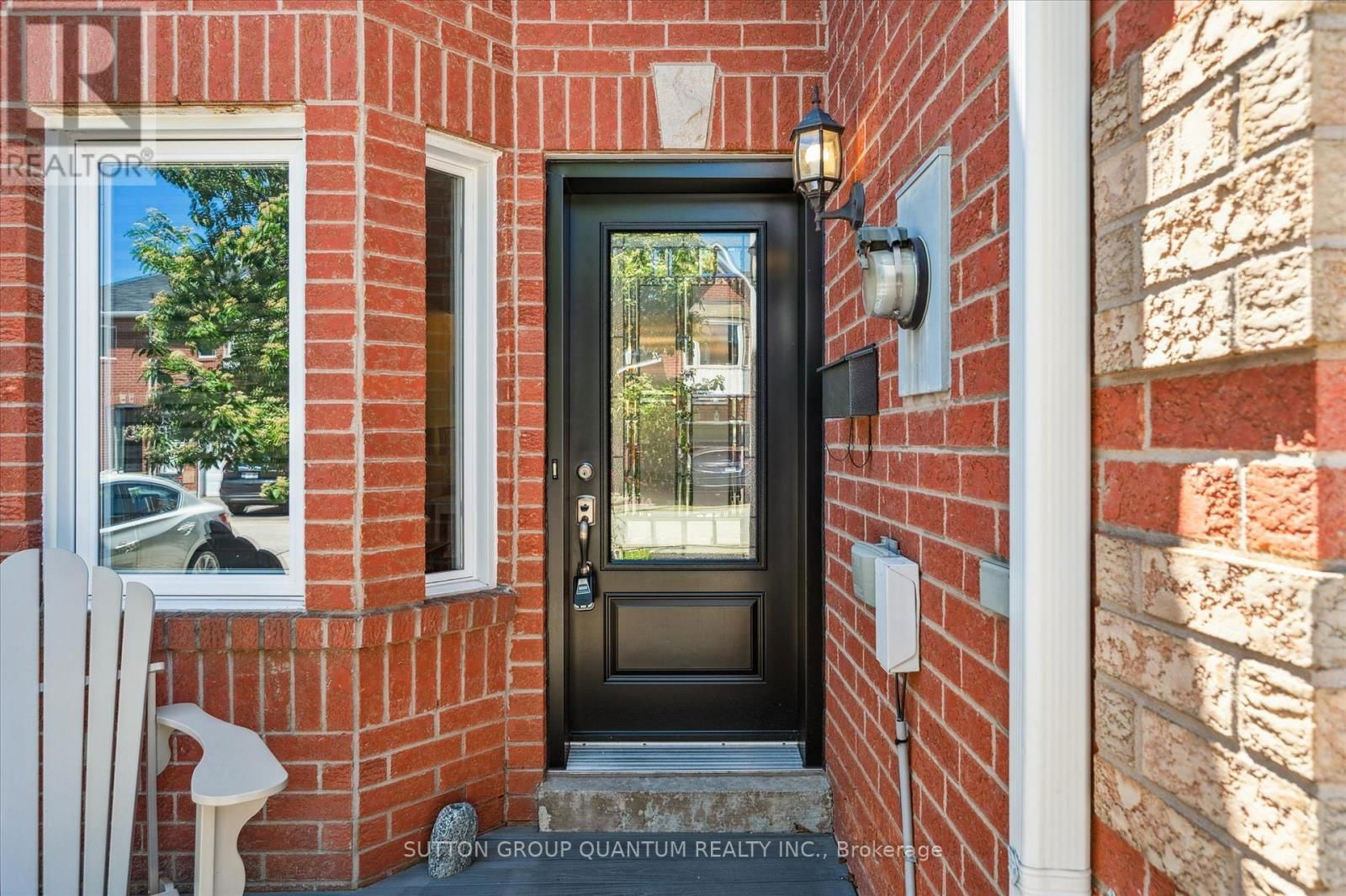 23 - 1240 WESTVIEW TERRACE Image 3