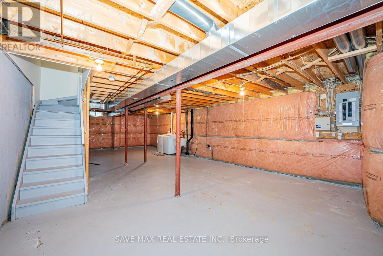 945 APPLECROFT CIRCLE Image 39