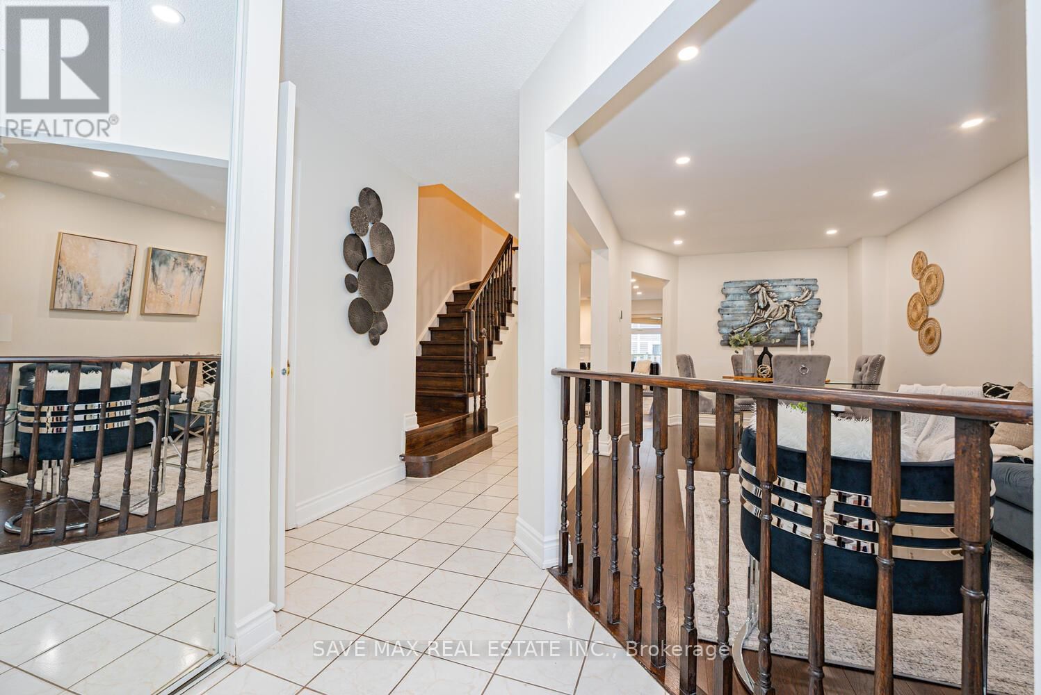 945 APPLECROFT CIRCLE Image 5