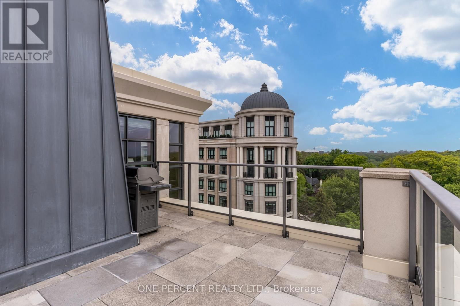 PH1 - 2855 BLOOR STREET WEST Image 16