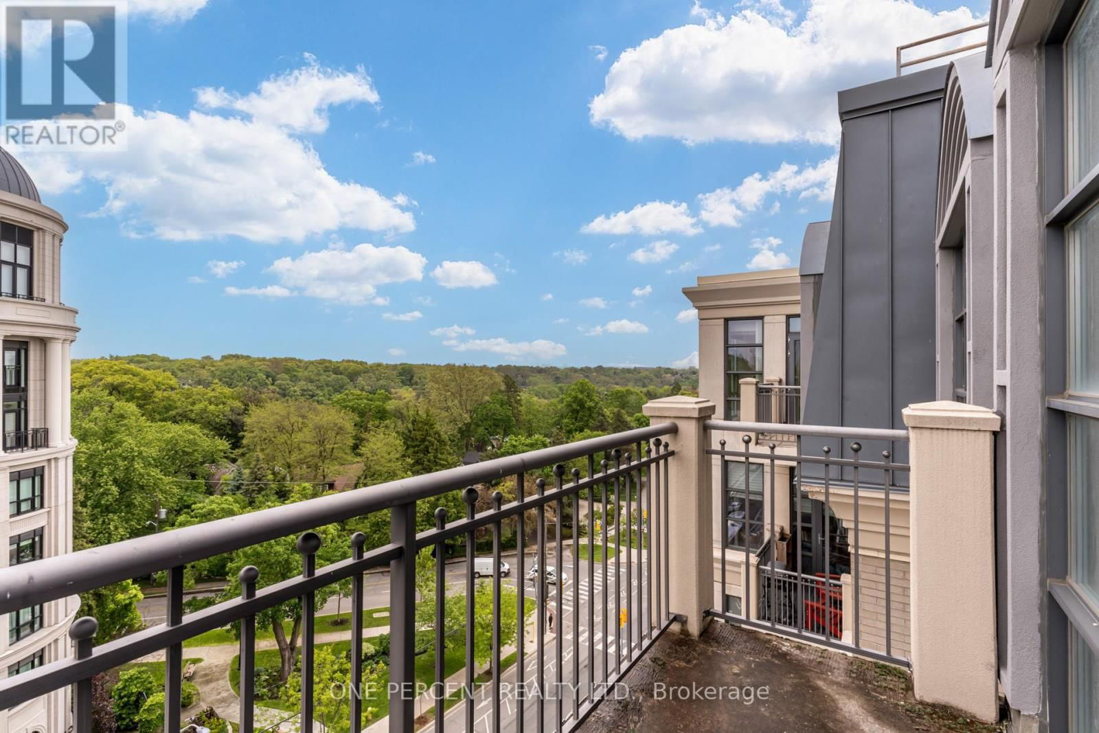 PH1 - 2855 BLOOR STREET WEST Image 39