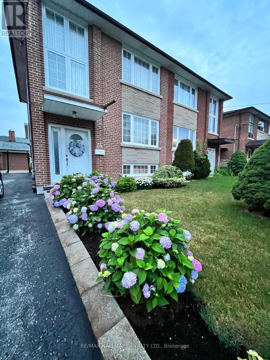 35 CLAIRTON CRESCENT Image 39