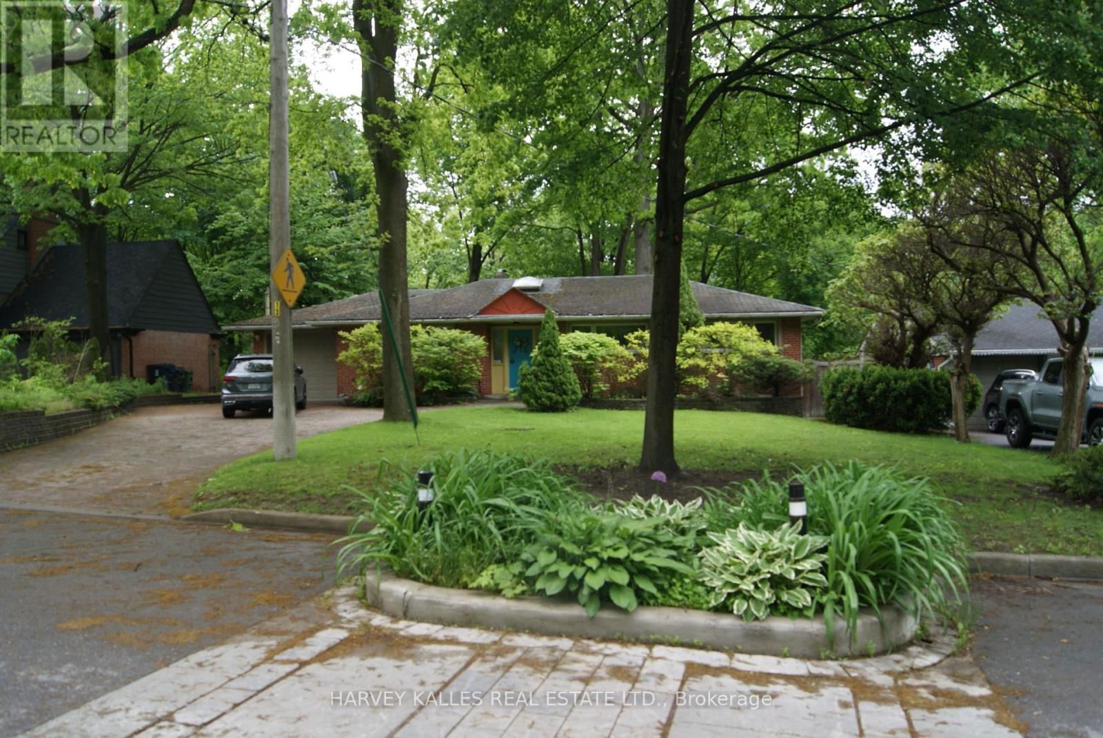 53 GREENBROOK DRIVE Image 1