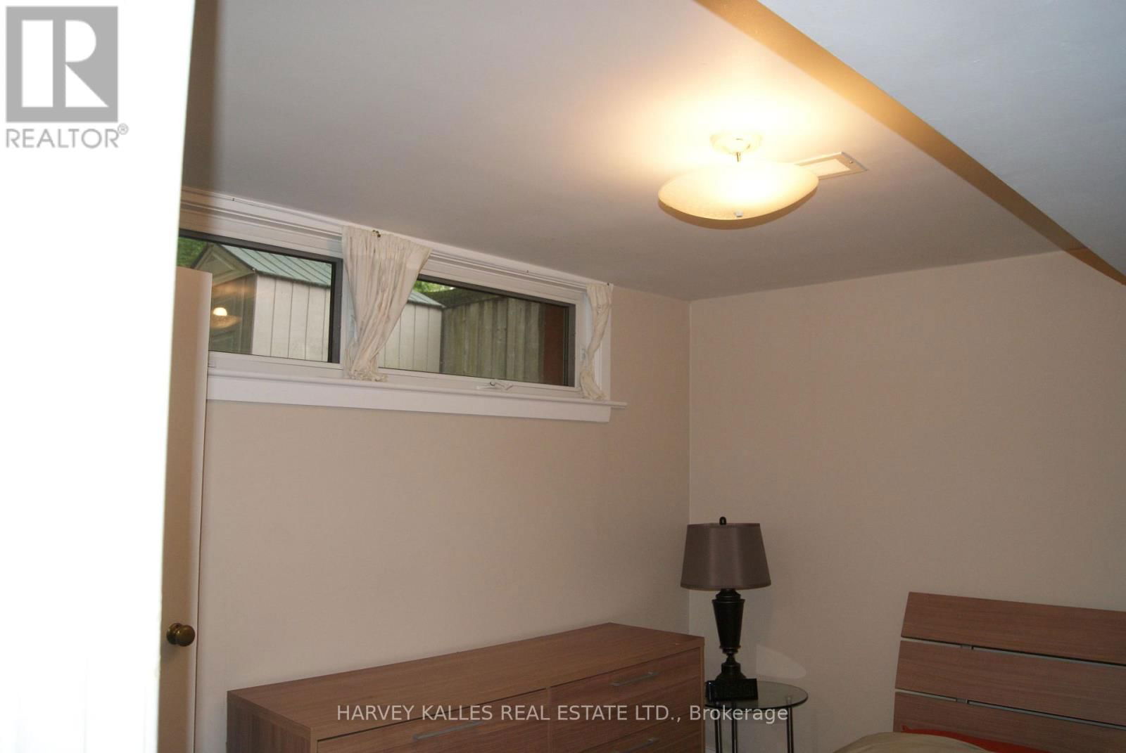 53 GREENBROOK DRIVE Image 15