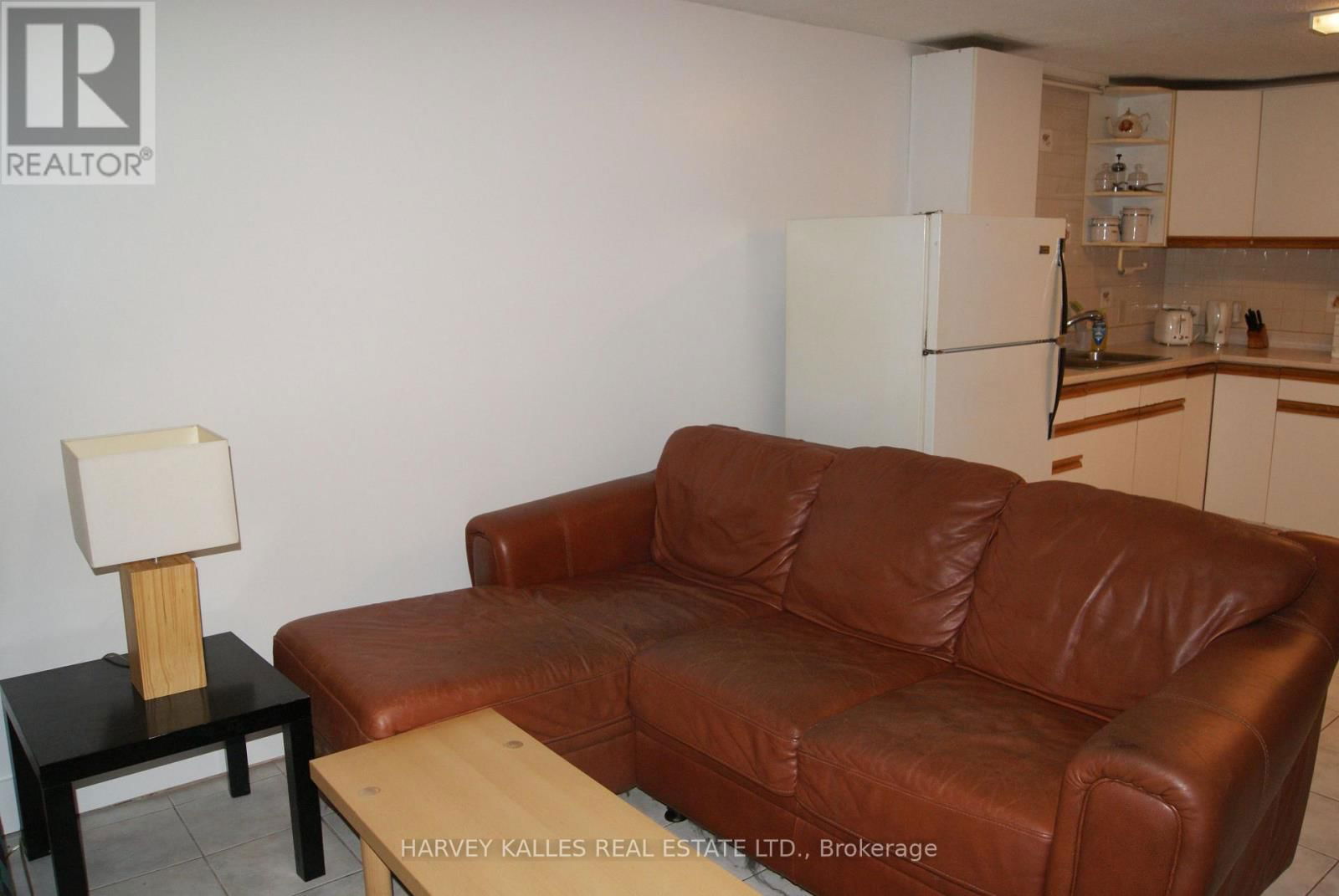 53 GREENBROOK DRIVE Image 9