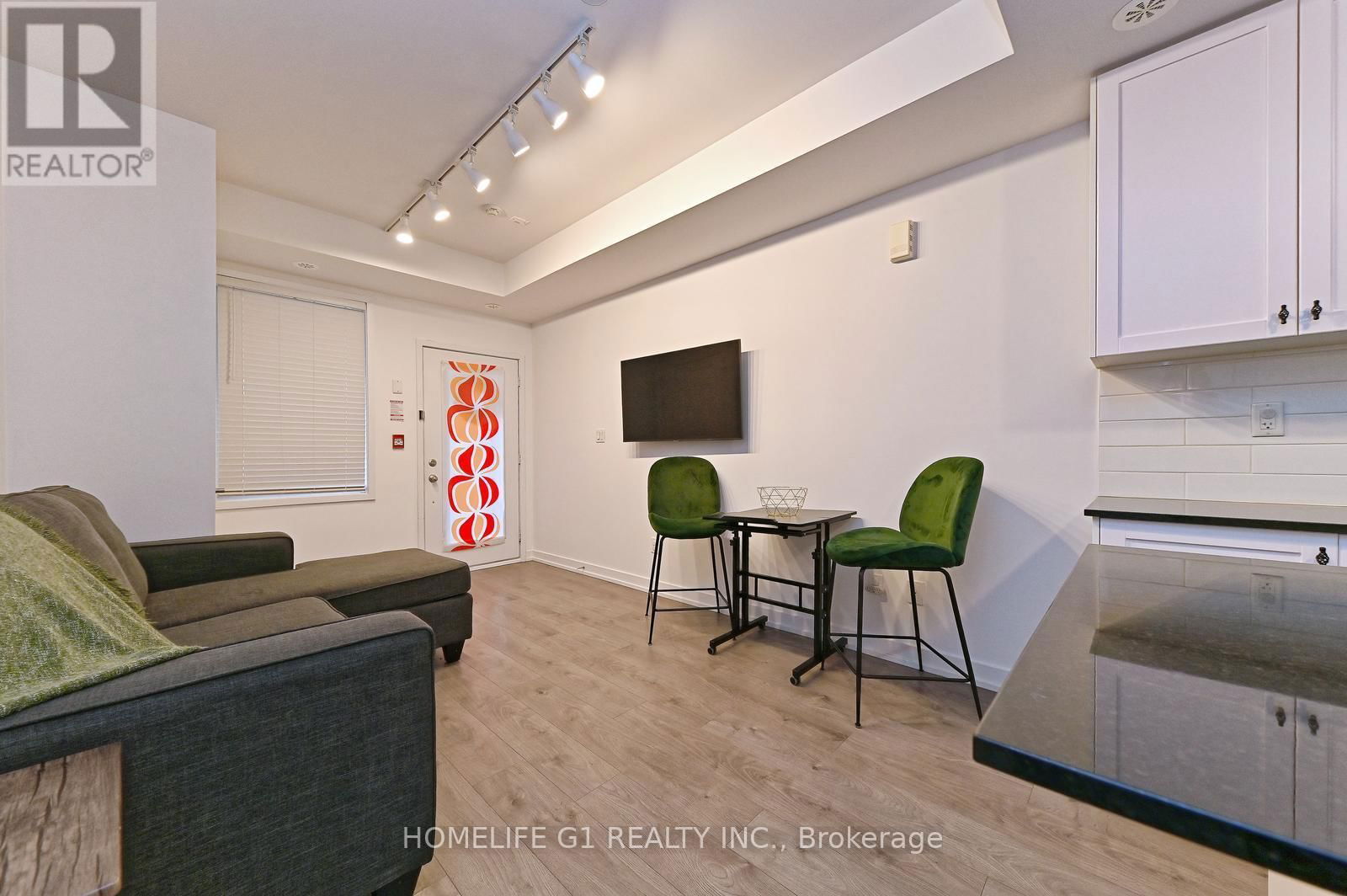 6B-867 WILSON AVENUE Image 12