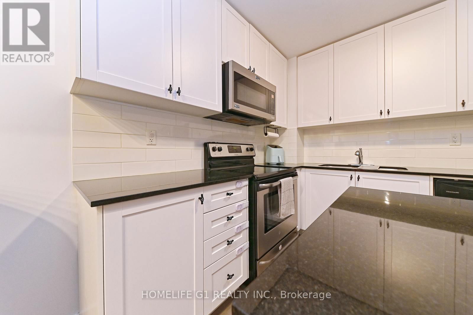 6B-867 WILSON AVENUE Image 19