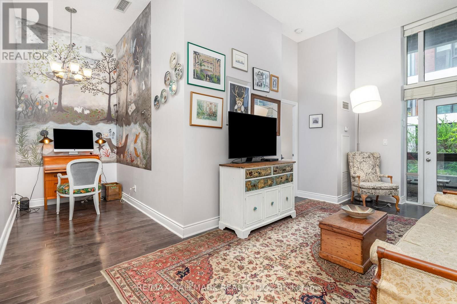 109 - 25 EARLINGTON AVENUE Image 5