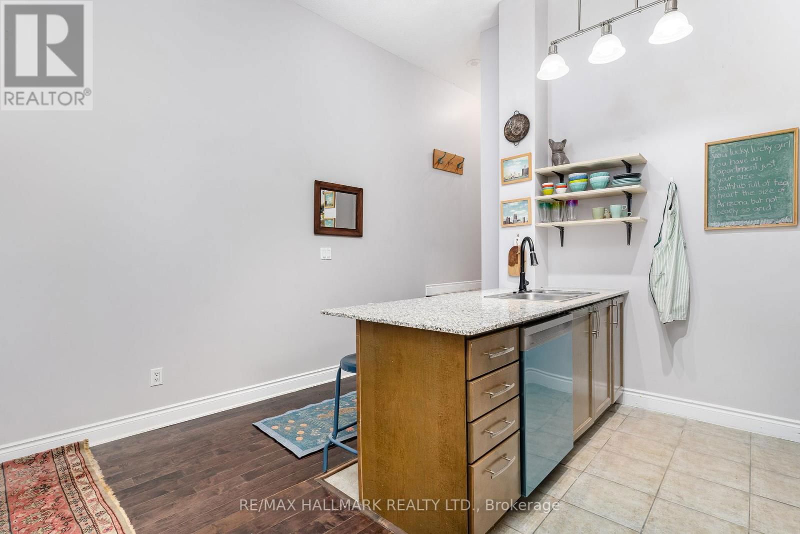 109 - 25 EARLINGTON AVENUE Image 9