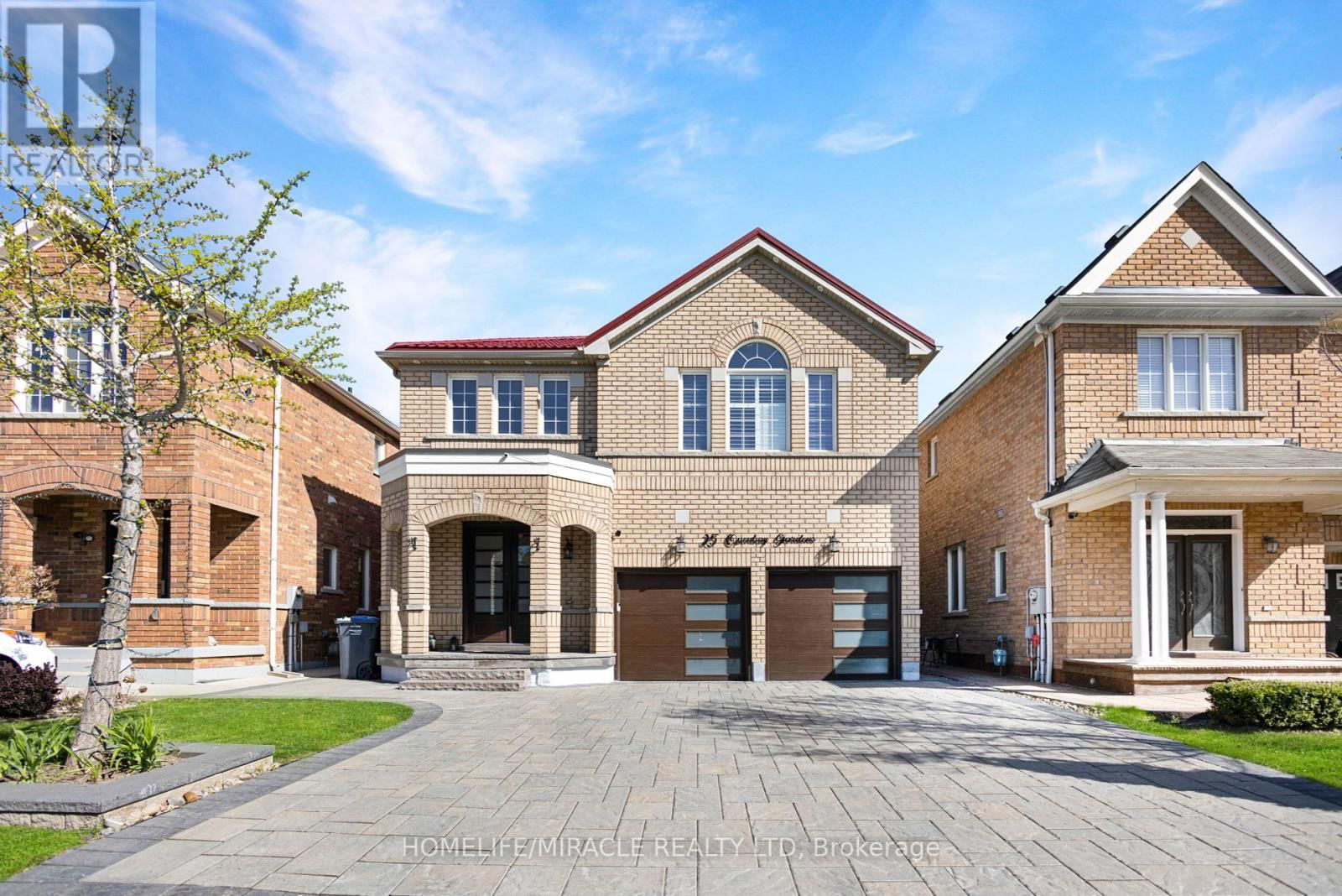 25 OPENBAY GARDENS Image 1