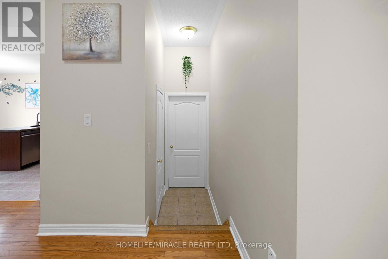 25 OPENBAY GARDENS Image 16