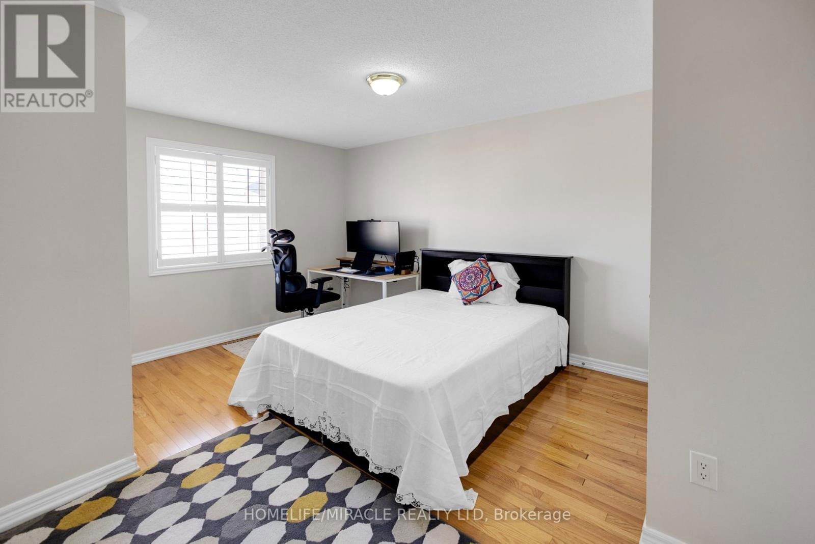 25 OPENBAY GARDENS Image 39
