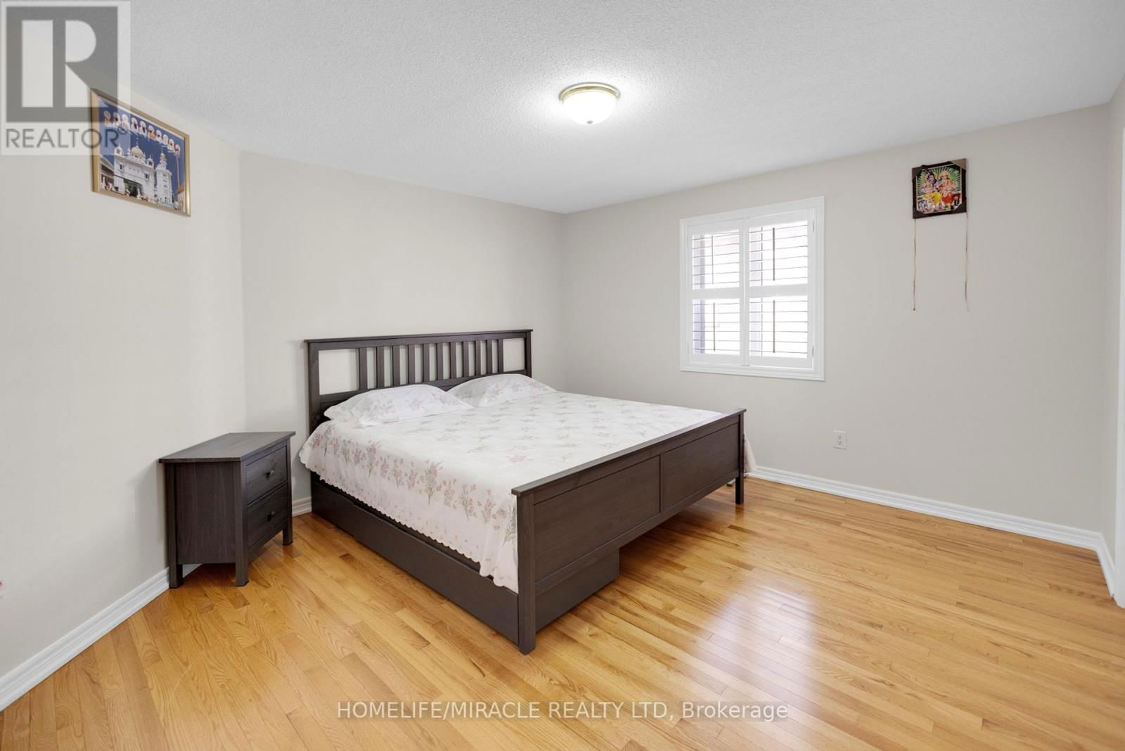 25 OPENBAY GARDENS Image 42