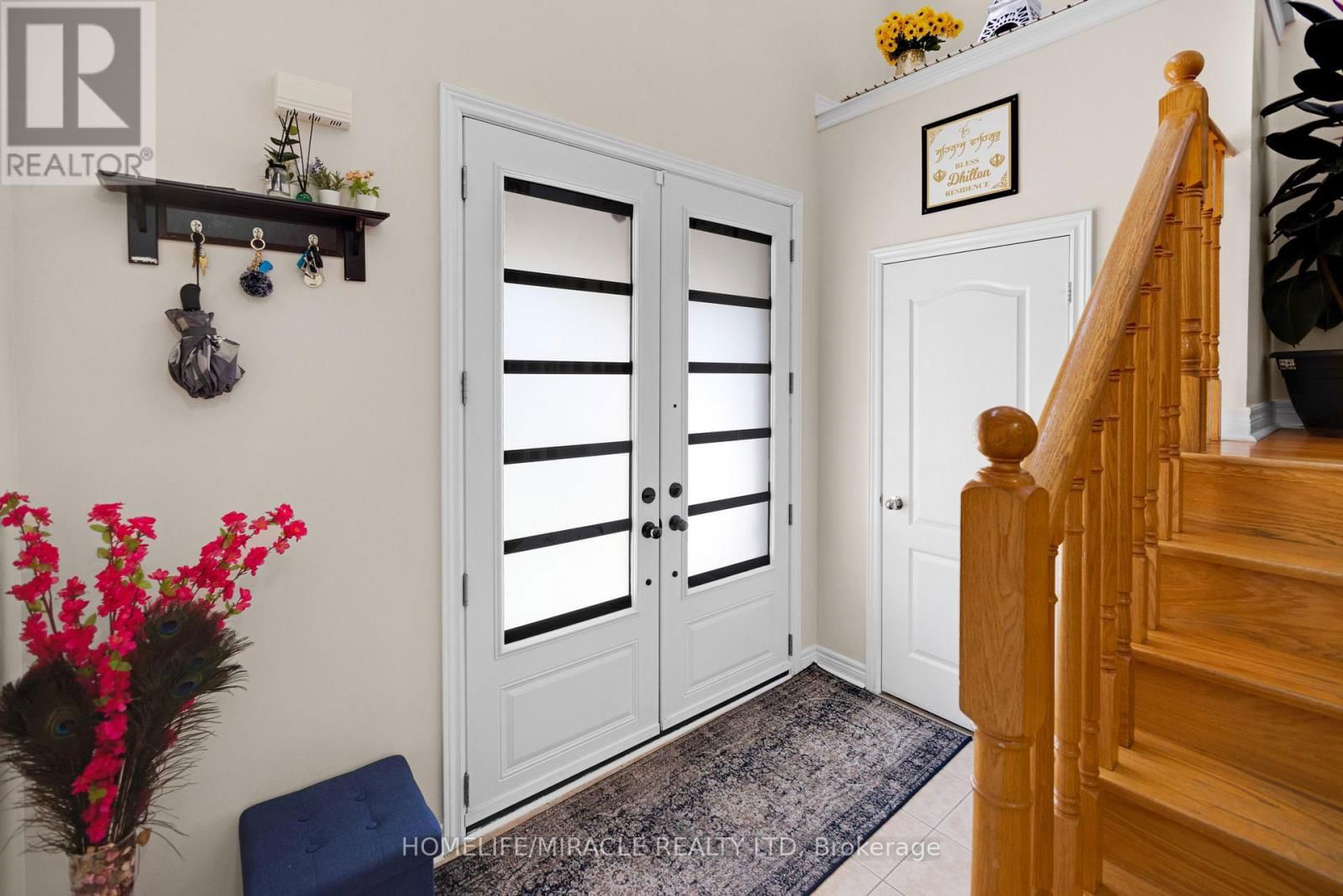 25 OPENBAY GARDENS Image 6