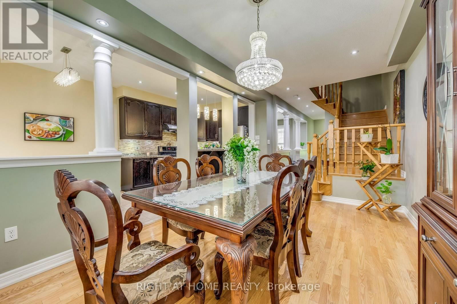 24 LOU POMANTI STREET Image 10