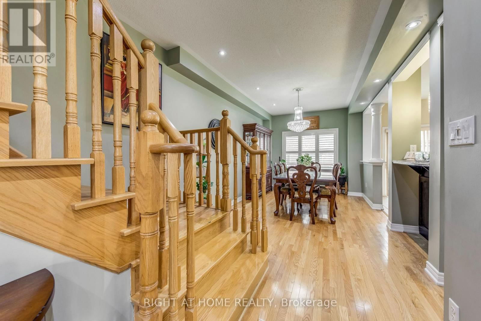 24 LOU POMANTI STREET Image 8