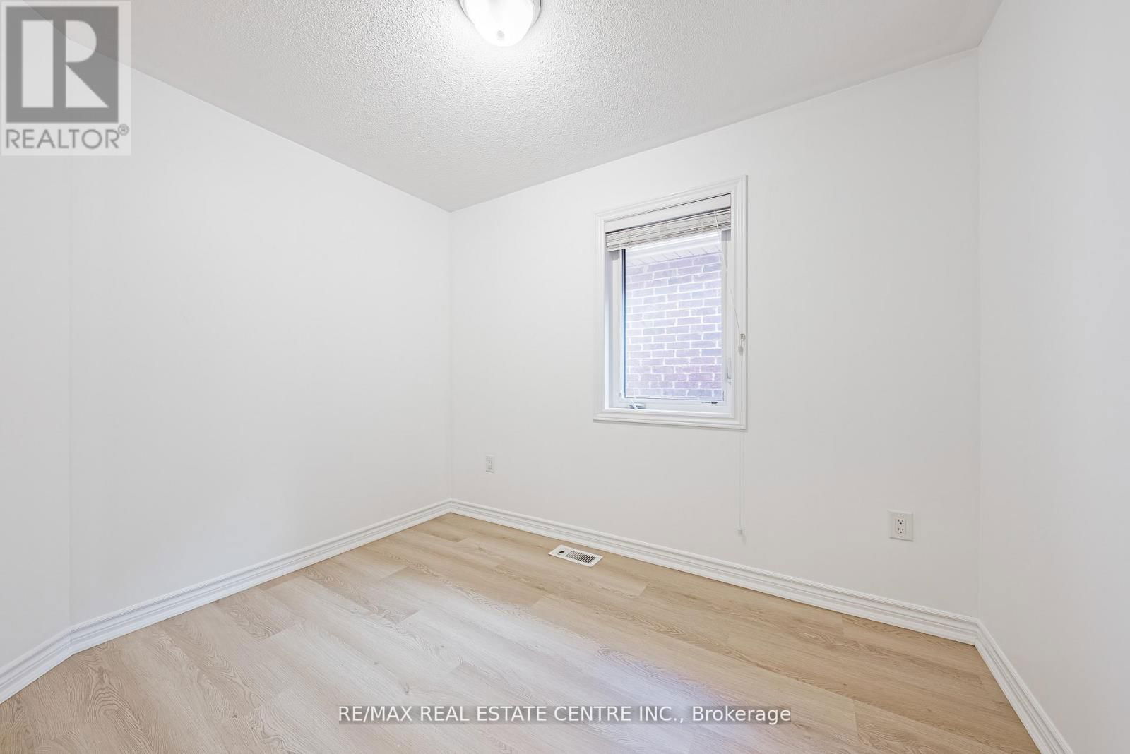 13 SAIL ROAD Image 33