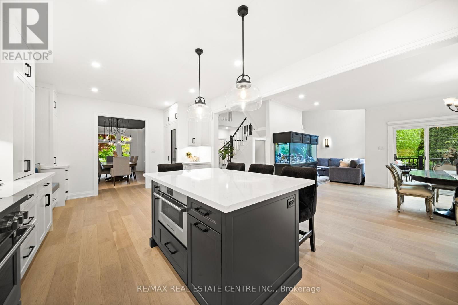 4229 GLENEAGLES COURT Image 11