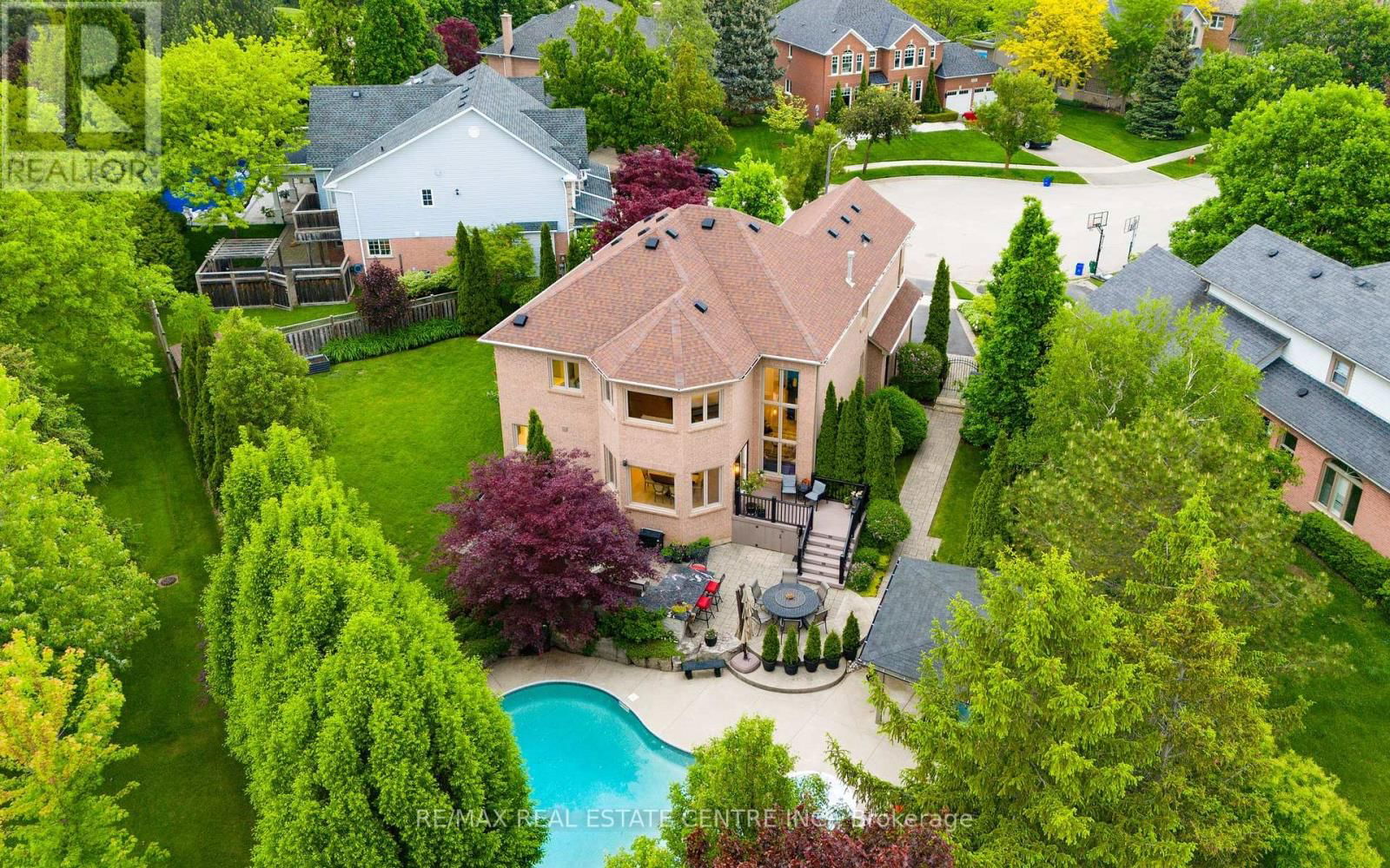 4229 GLENEAGLES COURT Image 50