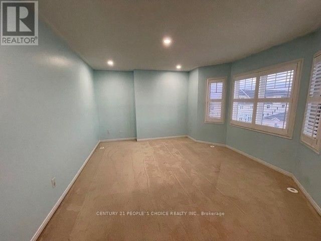 16 - 3200 BENTLEY DRIVE Image 10