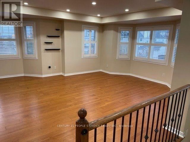 16 - 3200 BENTLEY DRIVE Image 7