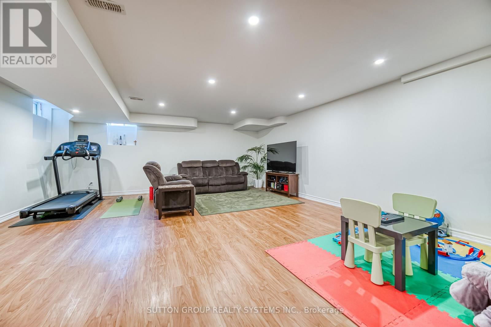 3059 ISAAC AVENUE Image 38