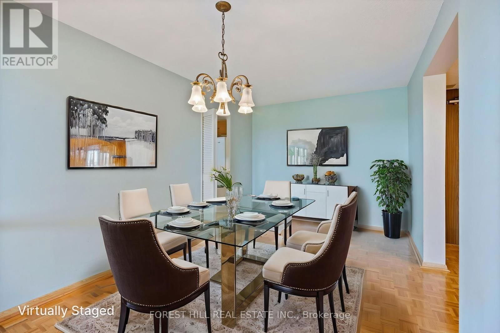 1701 - 270 SCARLETT ROAD Image 3