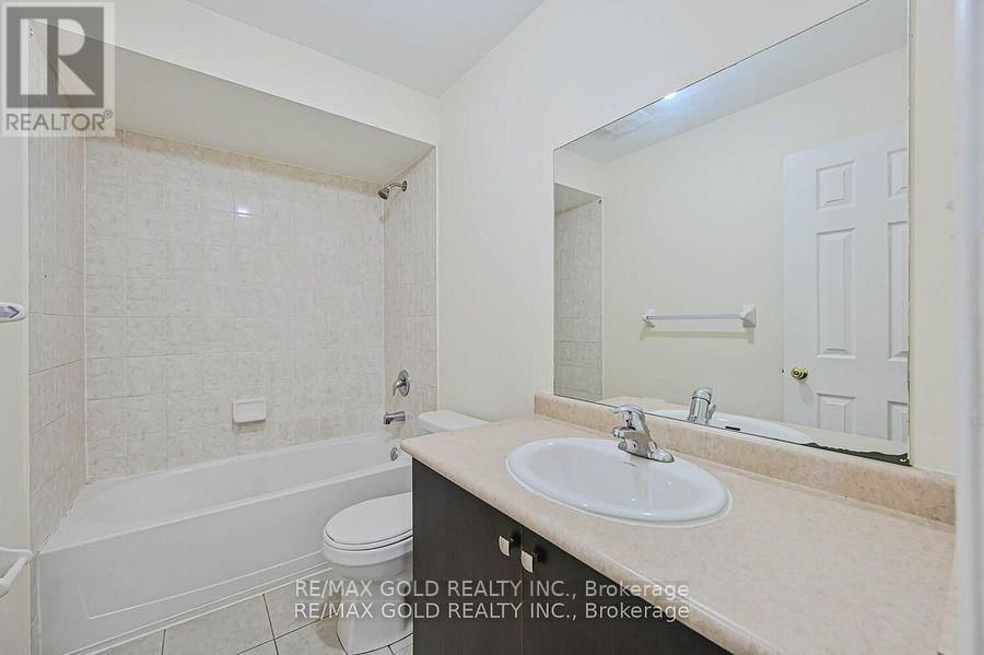 92 COOKVIEW DRIVE Image 15