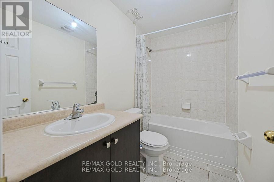 92 COOKVIEW DRIVE Image 24