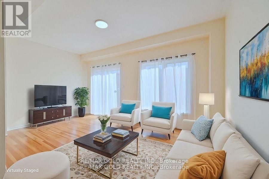 92 COOKVIEW DRIVE Image 6