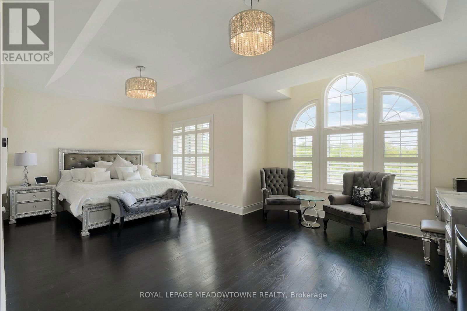 1 ROYAL WEST DRIVE Image 19