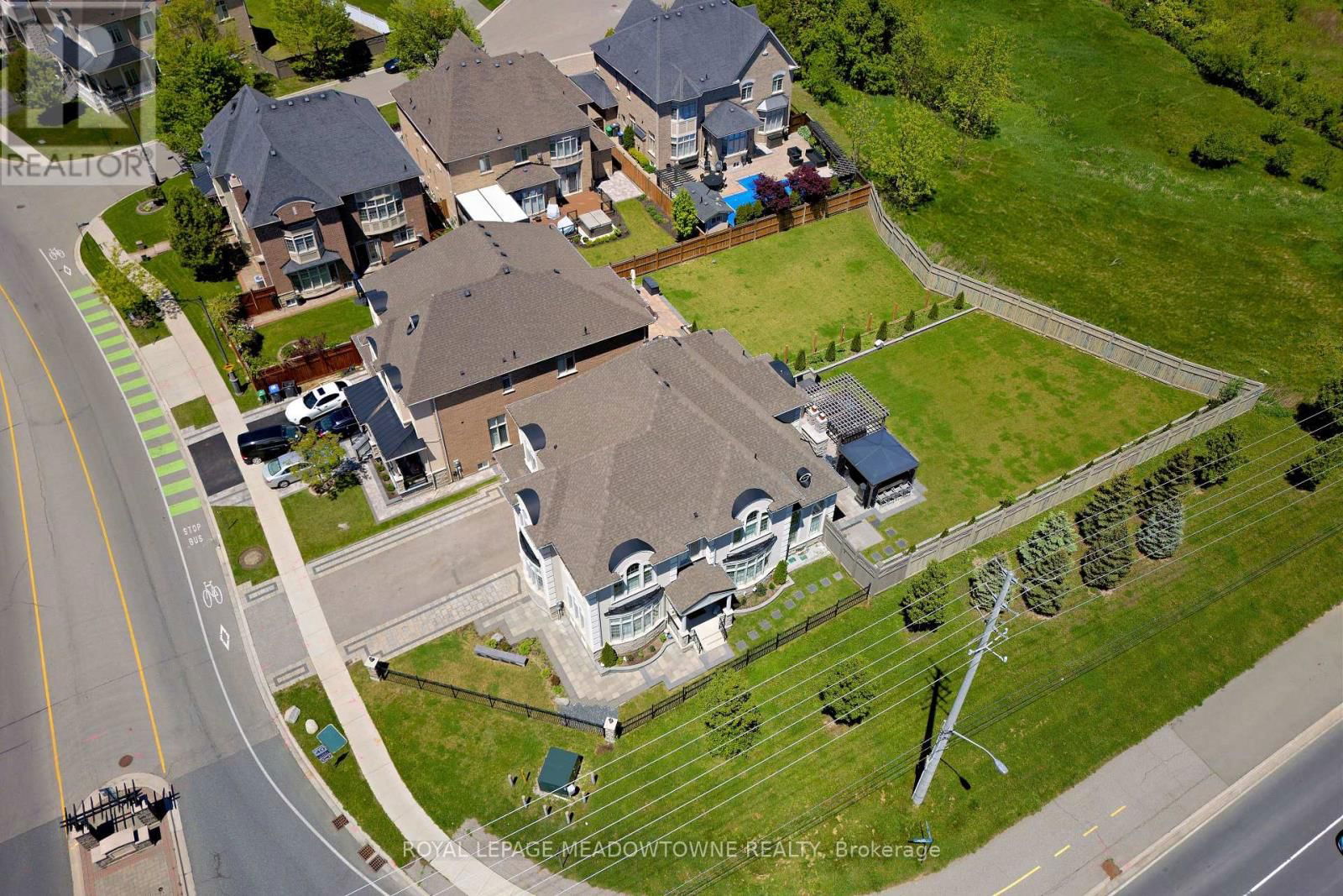 1 ROYAL WEST DRIVE Image 3