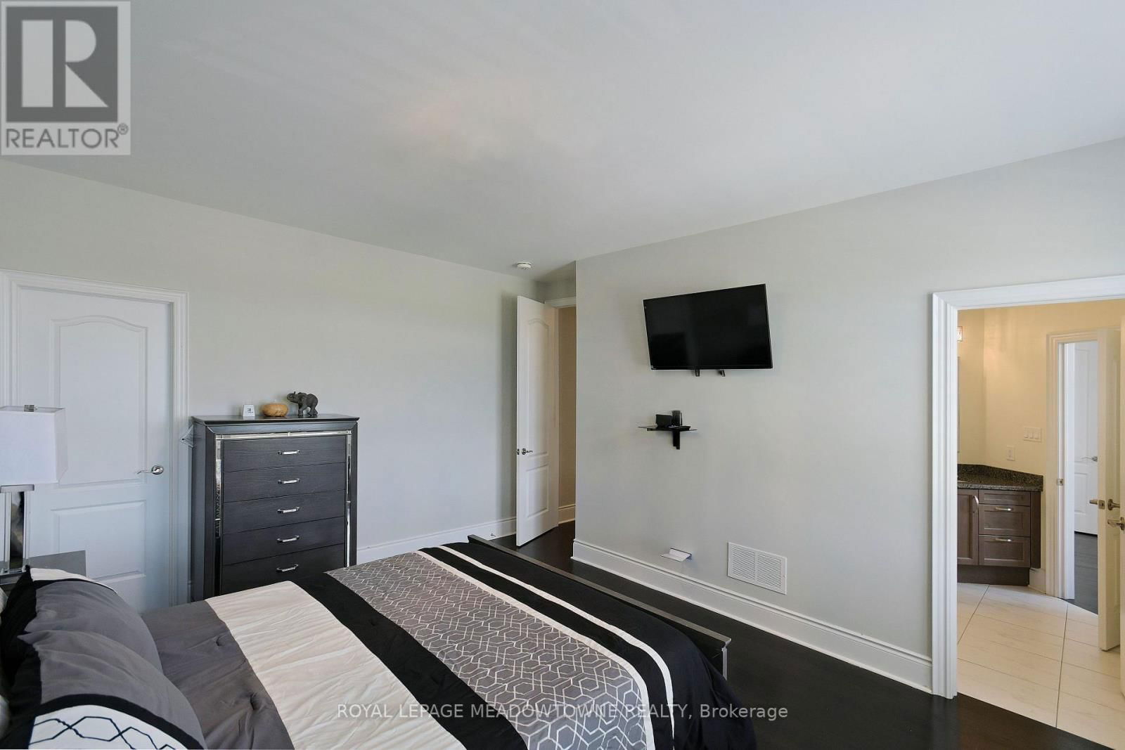 1 ROYAL WEST DRIVE Image 30