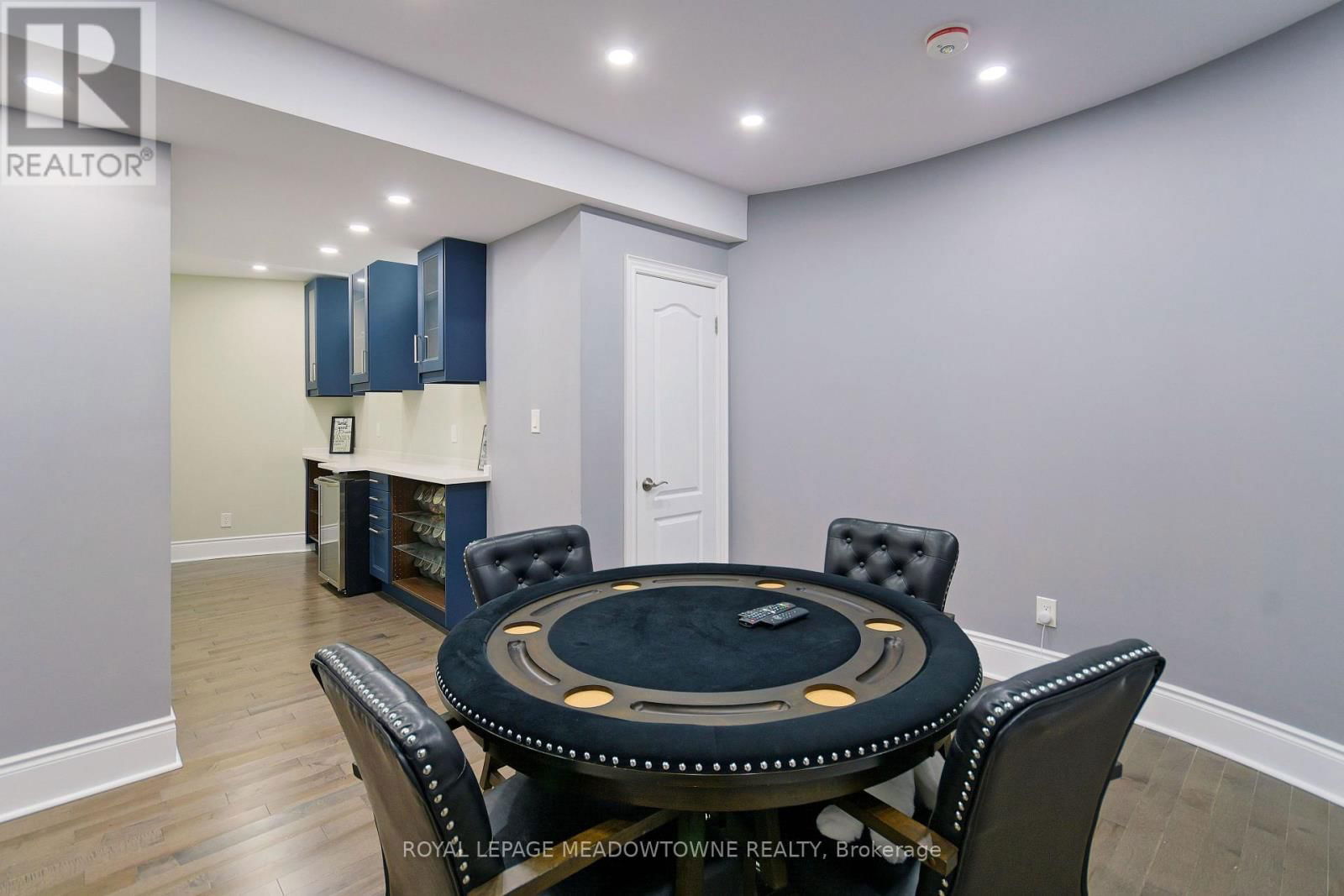 1 ROYAL WEST DRIVE Image 38