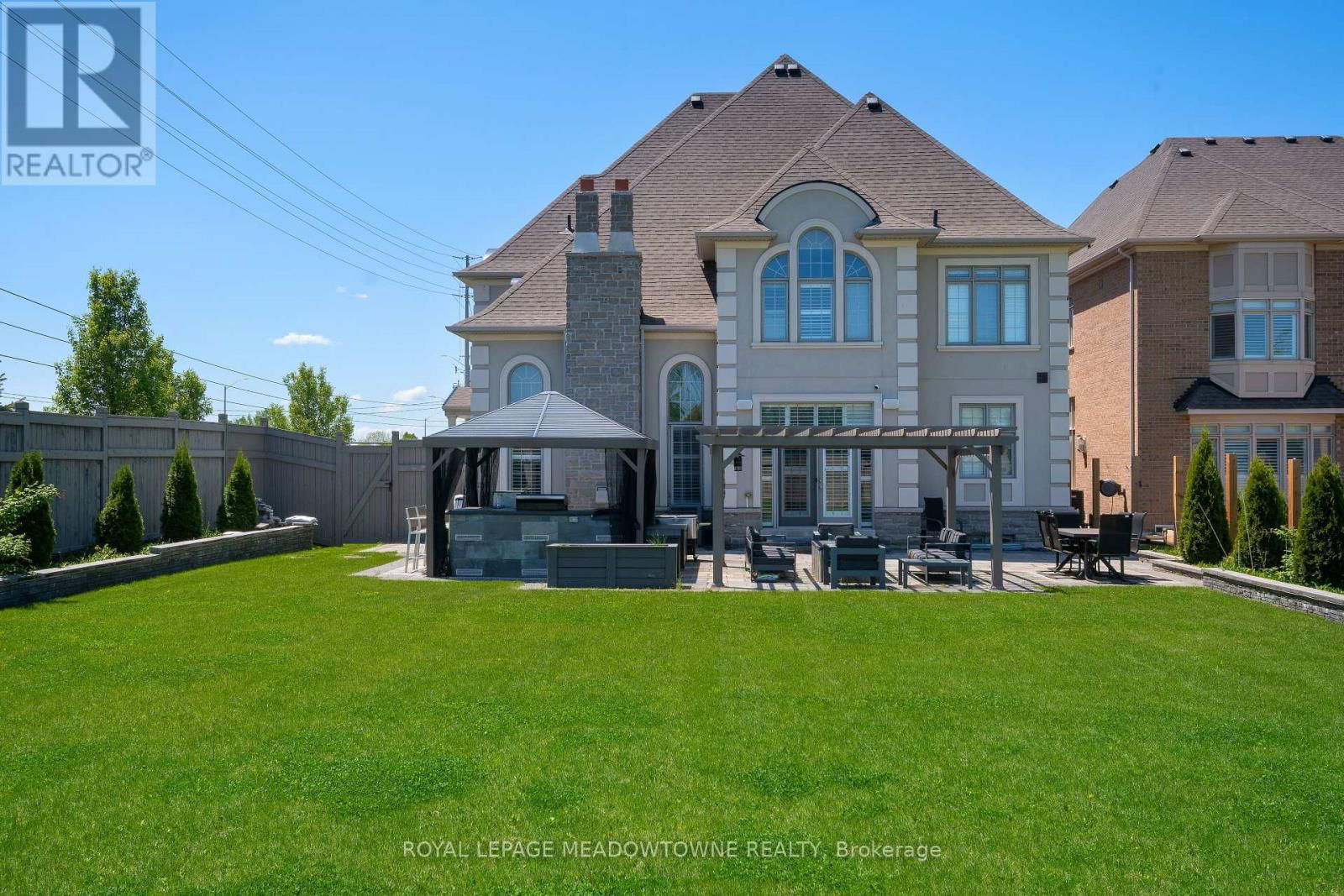 1 ROYAL WEST DRIVE Image 49