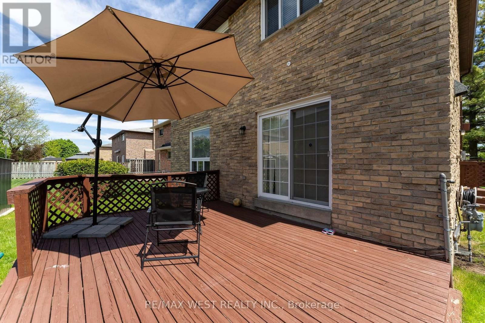991 MANNINGTON LANE Image 25